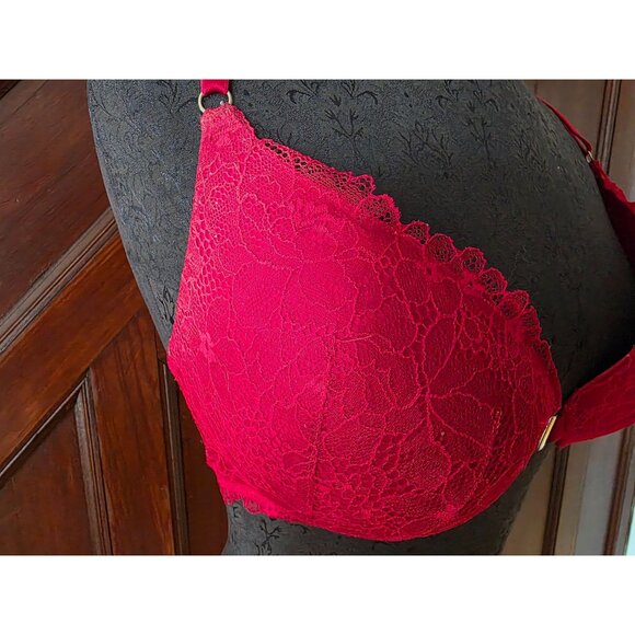 Victorias Secret 36D Sexy Uplift Plunge Bra Red Lace With Front Closure - Picture 2 of 6